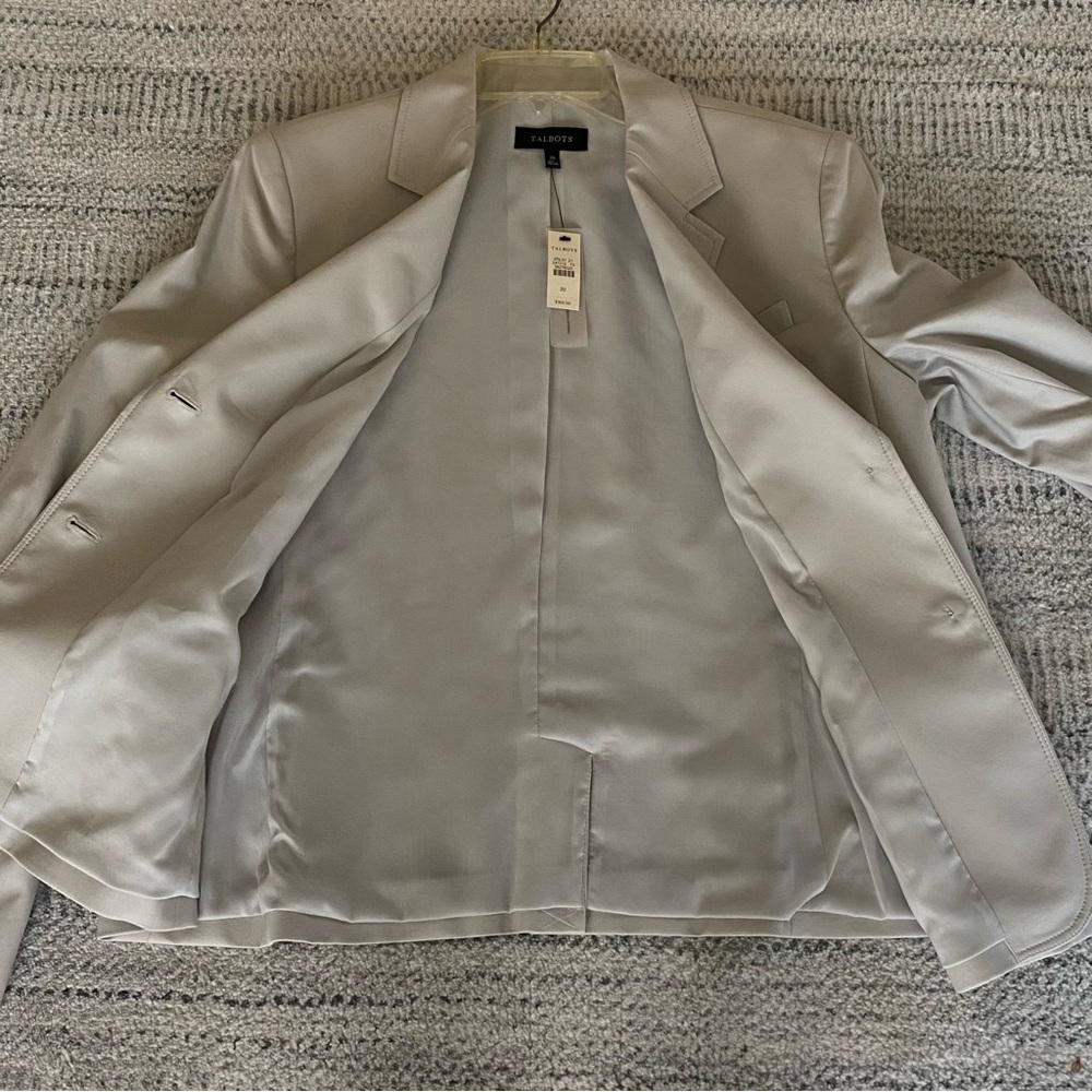 NWT Talbot's Spring Light Gray Grace Fit Blazer, 20 - Picture 6 of 8